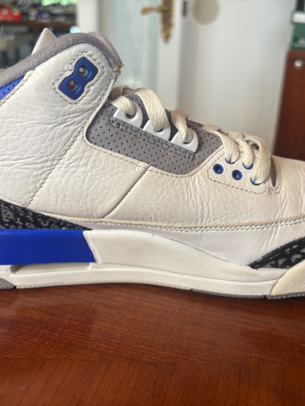 sneakers - Picture 8 of 11